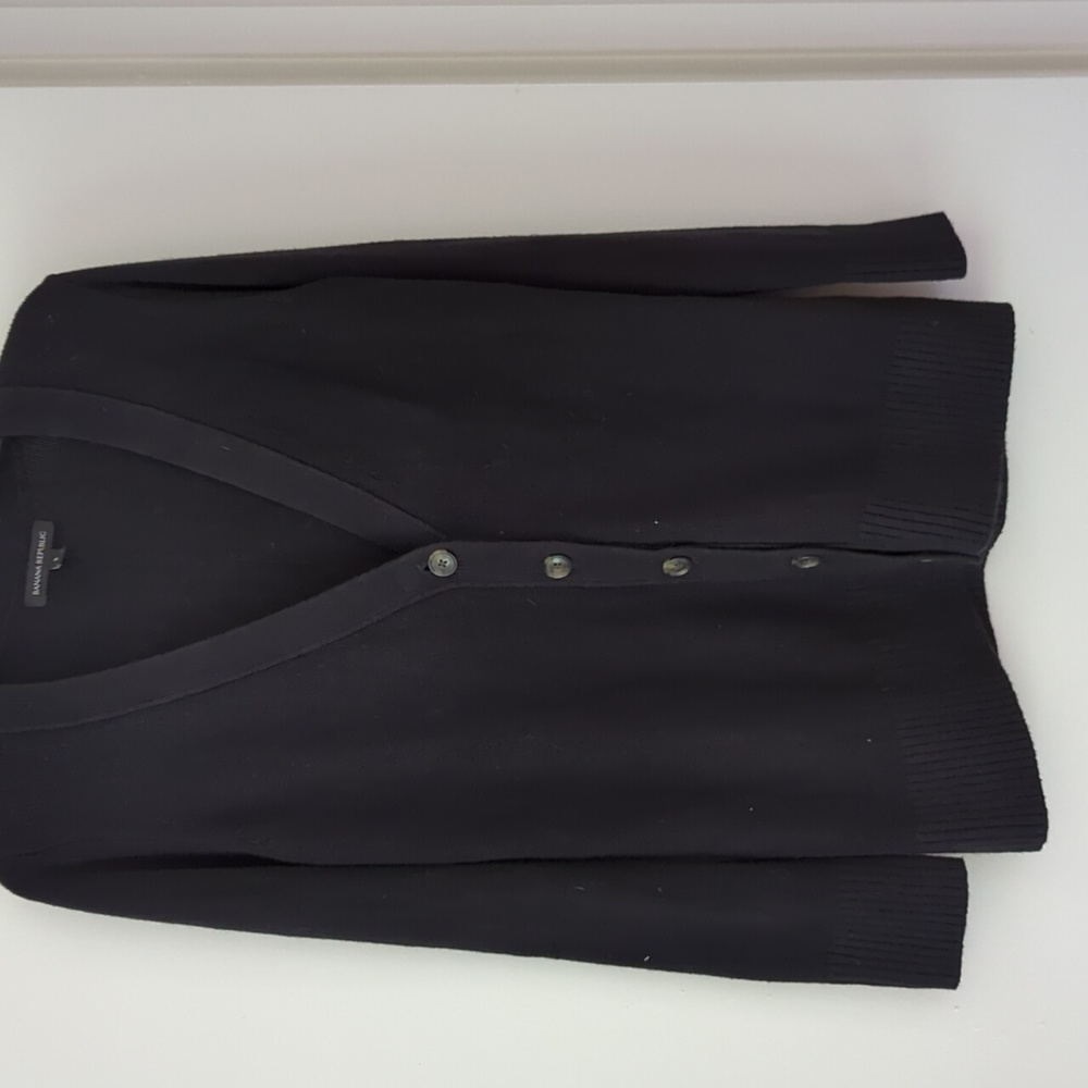 Banana Republic Black V neck 5 button cardigan Size S Small